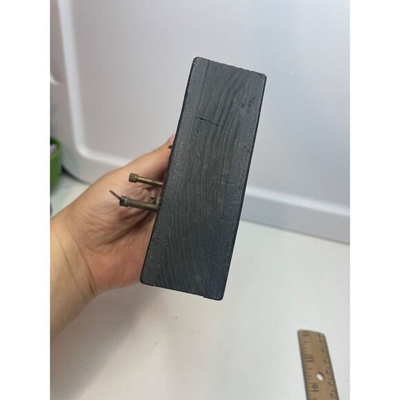 Vintage clock, Mercedes, wind up clock, made in Berlin, wood exterior sold as is - Picture 5 of 8